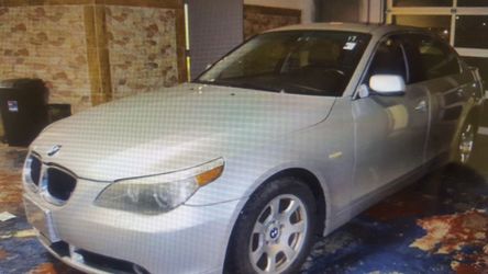 2004 BMW 5 Series 525i 4dr Sedan