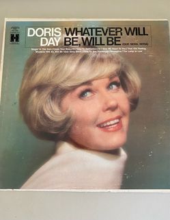 Doris Day “Whatever Will Be, Will Be (Que Sera, Sera)” vintage vinyl record.