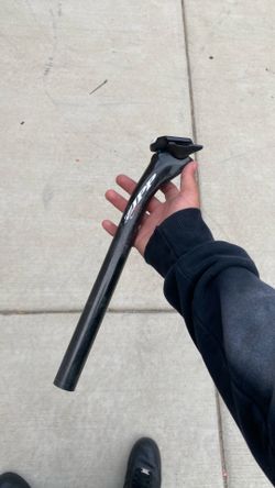 carbon zipp seatpost