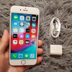 iPhone 6 - UNLOCKED - Like New