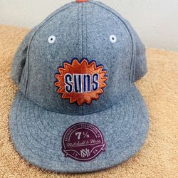 Phoenix Suns Fitted Cap Mitchell & Ness Cap Gray Orange Embroidered Patch