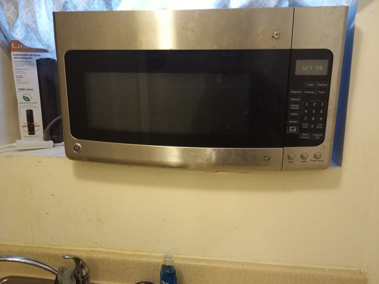 G.E microwave