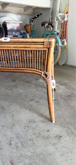 Rattan table base