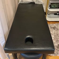 Massage table 