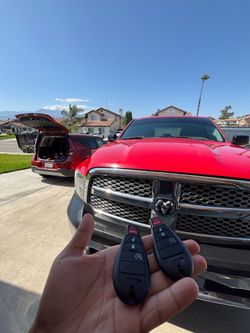 Llaves de autos / car keys and remotes