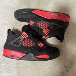 Jordan 4 Red thunders