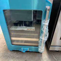 Kitchen-Aid Under Counter Beverage And Wine Cooler