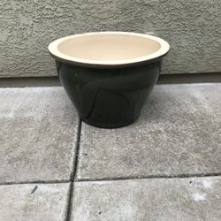 Large olive green glazed garden pot