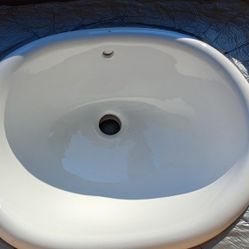 St Thomas Creations Madrid Jr Sink 