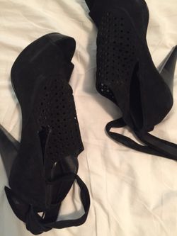 Black Steve Madden edgy heels