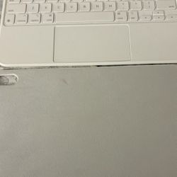 Apple Keyboard For iPad 10th Gen Or A16 