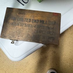 Tin coated end mill set