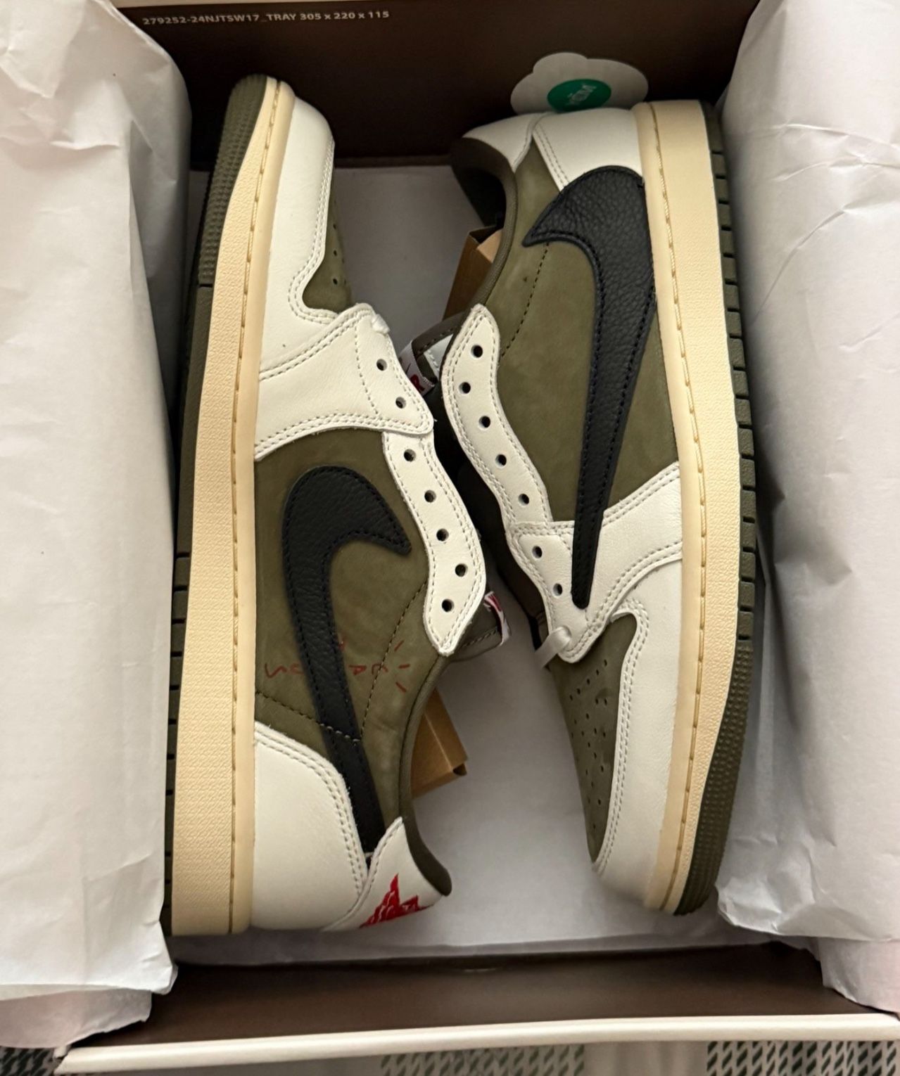Air Jordan 1 Low x Travis Scott Reverse Olive Green