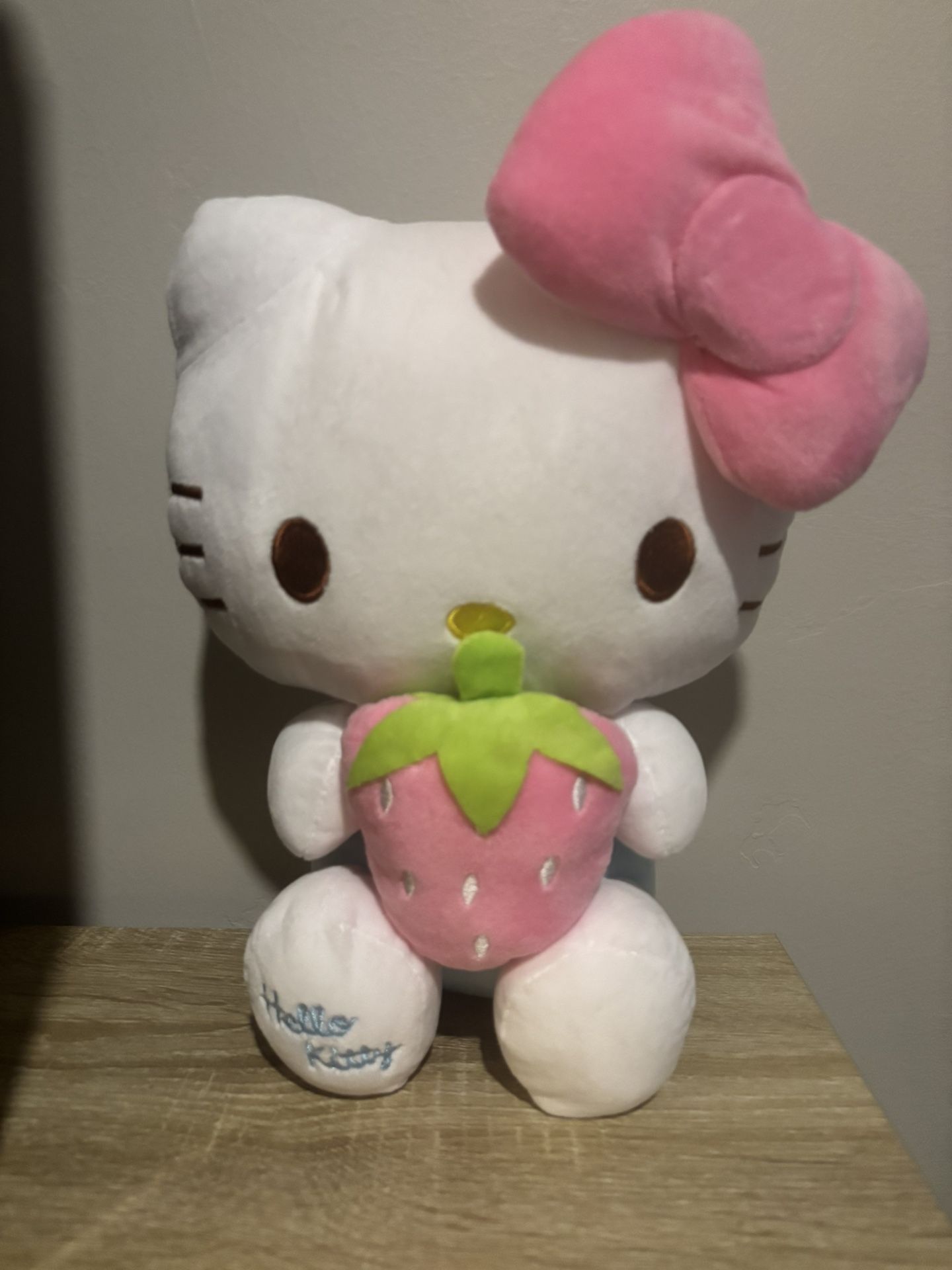 Hello Kitty Plushie