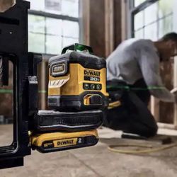 Dewalt 20V 3-Beam 360-Degree 3-Plane Laser Level (Tool Only)