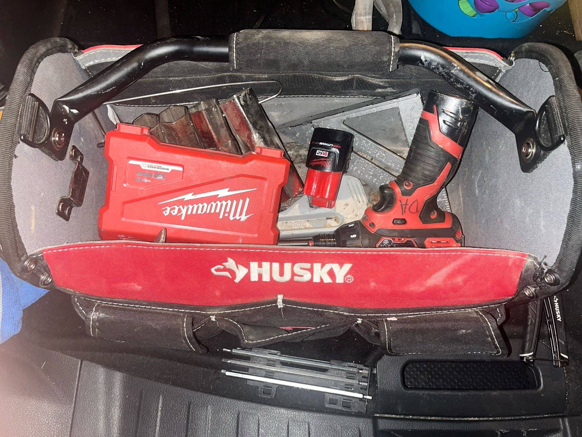 Husky Tool Bag With Tools