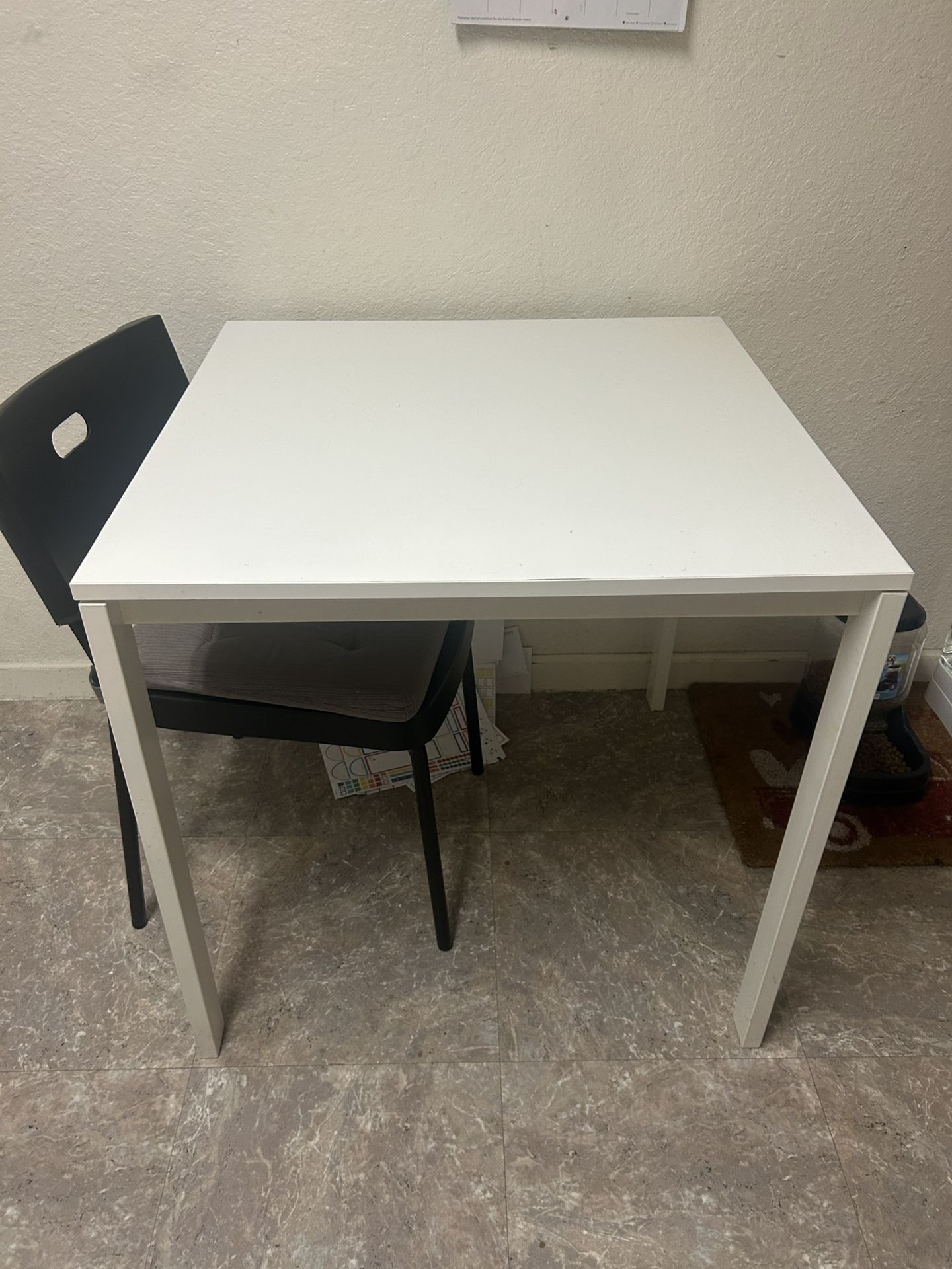 Kitchen Table With Chairs