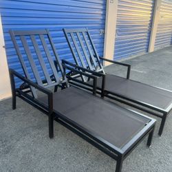 Patio Lounge Chairs/ Pool Chairs