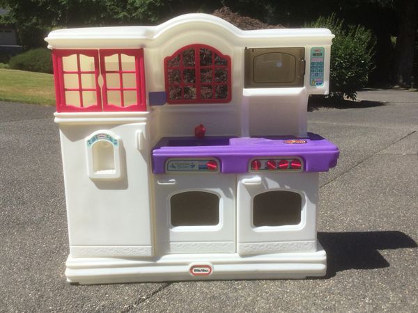 Little Tikes Victorian Kitchen for Sale in South Hill, WA - OfferUp