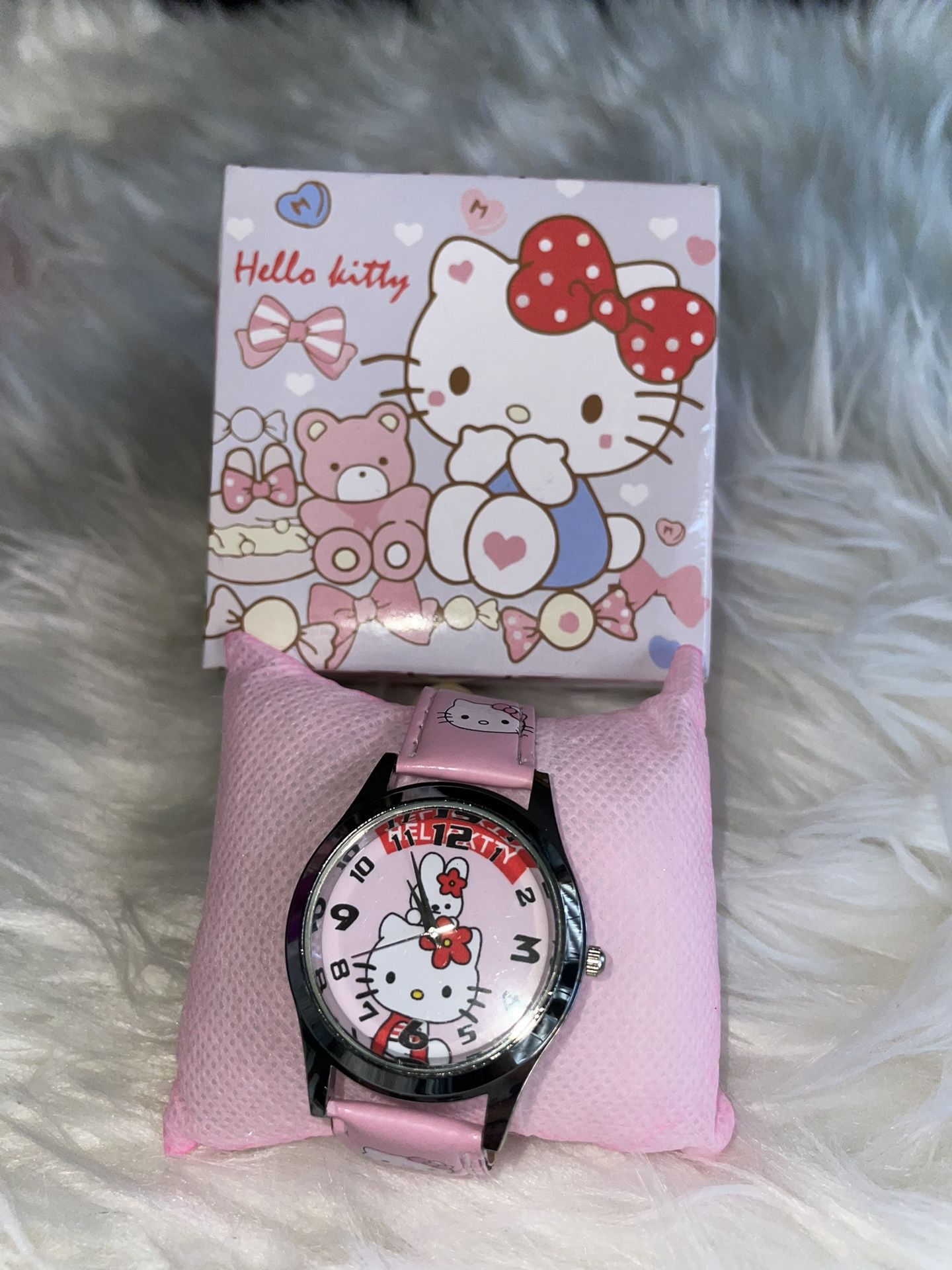 Hello Kitty & Friends