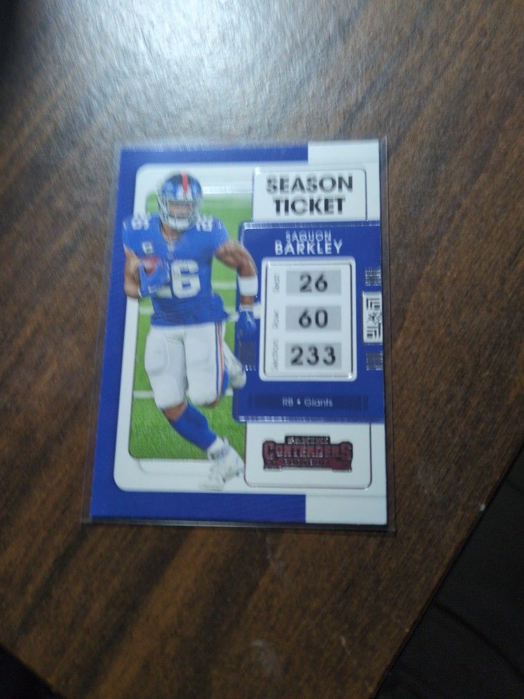 SAQUON BARKLEY FOOTBALL CARD.