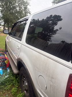 2002 Ford Expedition