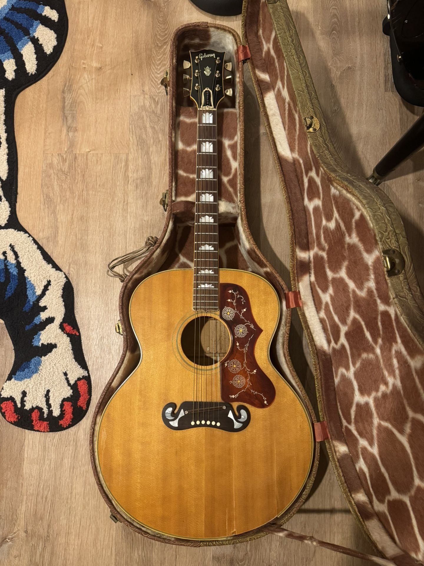 1969 Gibson J-200 Natural