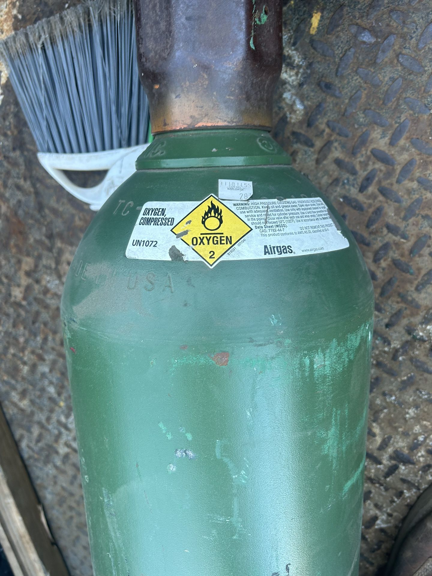 Oxygen Bottle For Torching Steel.