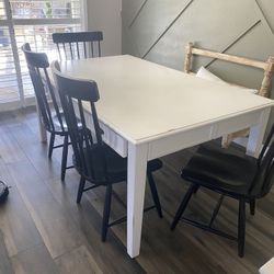 Magnolia Home Dining Table 4 Chairs