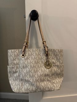 Michael kors shoulder bag