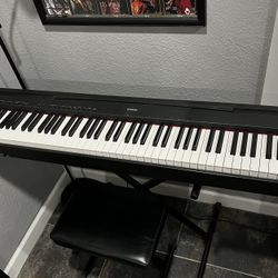 YAMAHA P95 88-Key Weighted Action Digital Piano