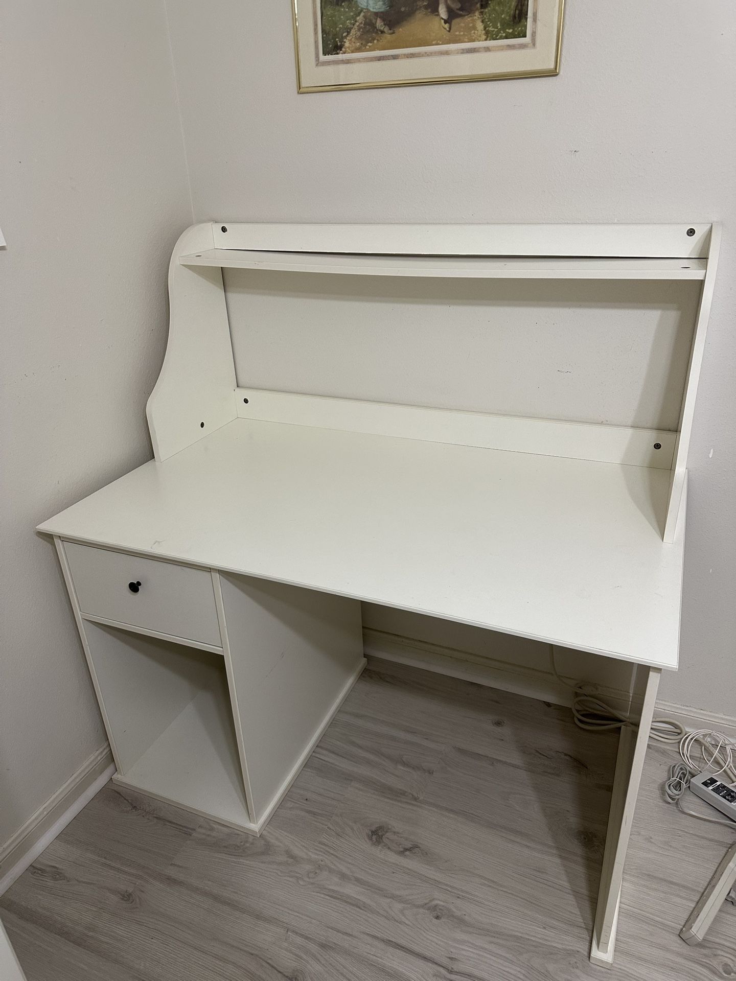 White Table/ Desk