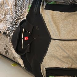Nike Tech Zip Up