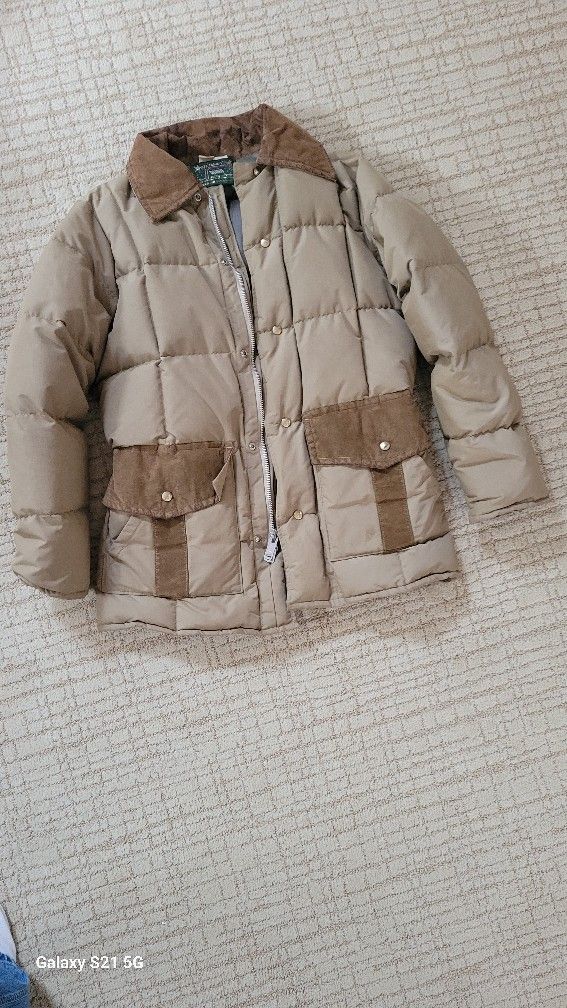 Coat down filled MED. good pre owned