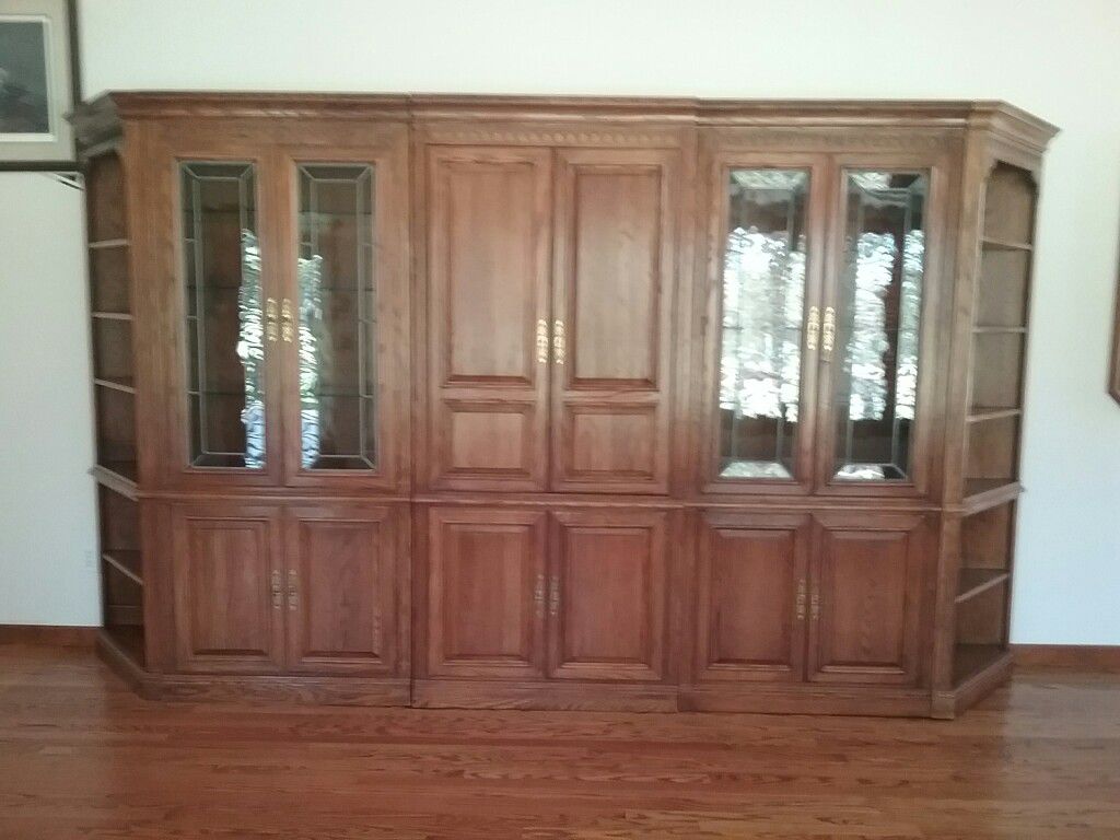 Ethan Allen 5 pc. Entertainment with Curio Cabinets (Real Wood)