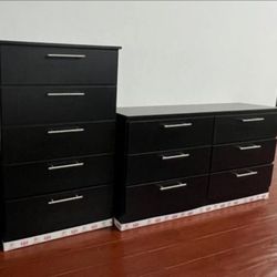 DRESSER AND CHEST  // CÓMODA Y GAVETERO 