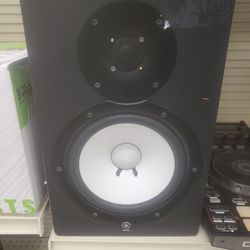 Yamaha Studio Speakers 