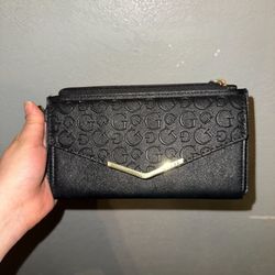 Guess Wallet