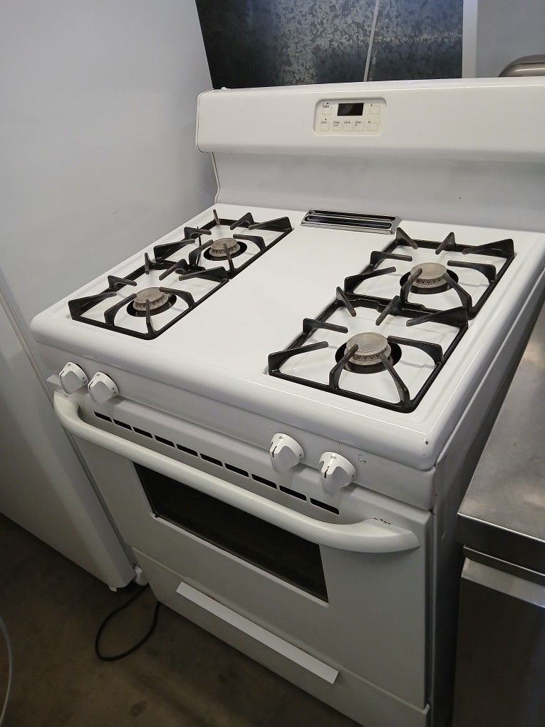 Frigidaire Gas Stove