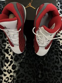 JORDAN 13 RETRO GS 'RED FLINT' Jordan Red and White Sneakers Classic Design
