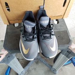 Nike Sneakers Size 10 Men