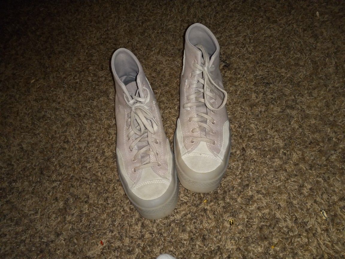 Converse Size 8