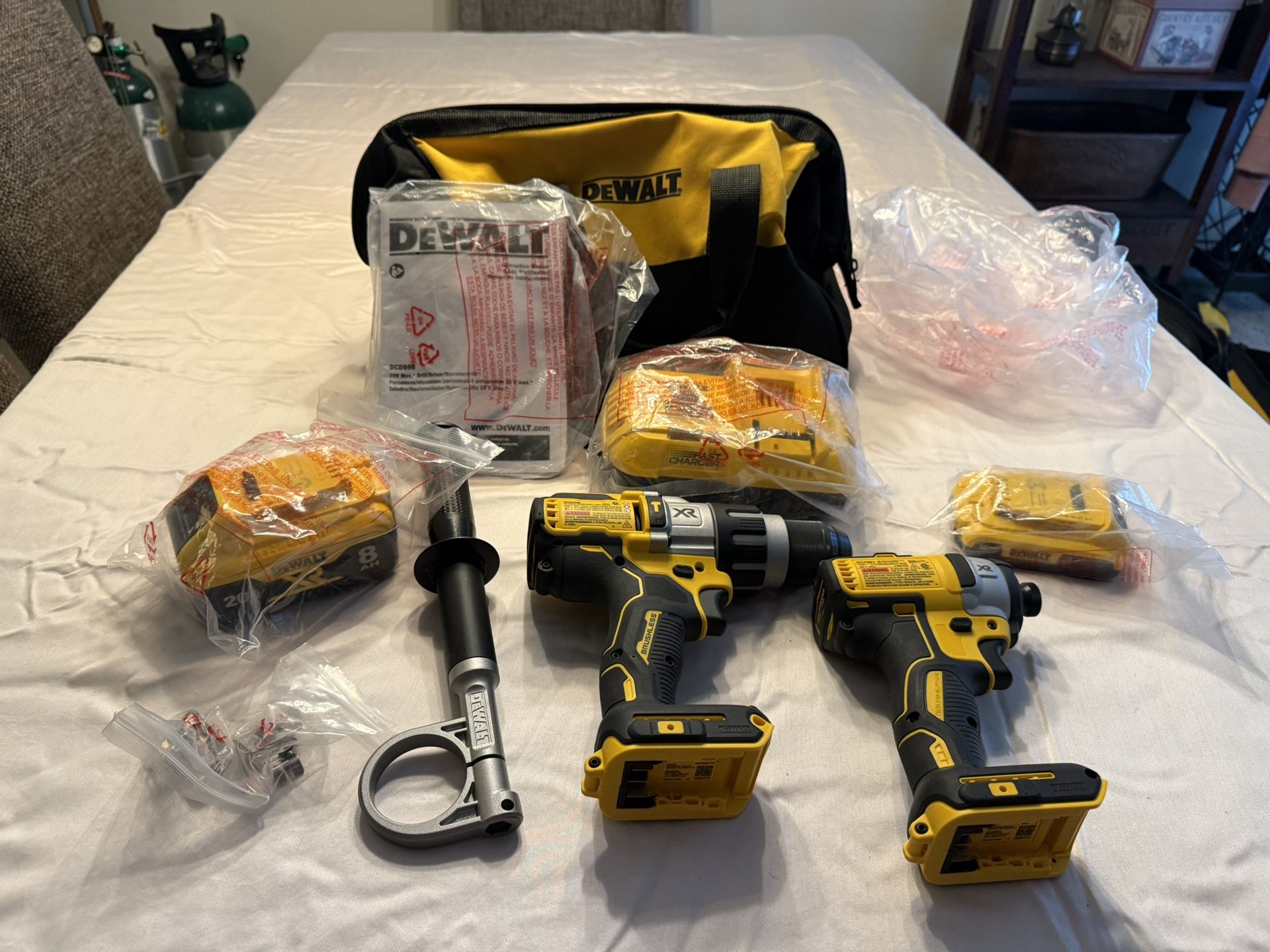 DeWalt XR Power Detect Combo Kit