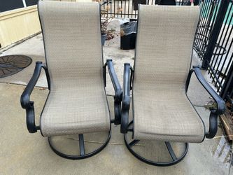 Backyard tables and chairs