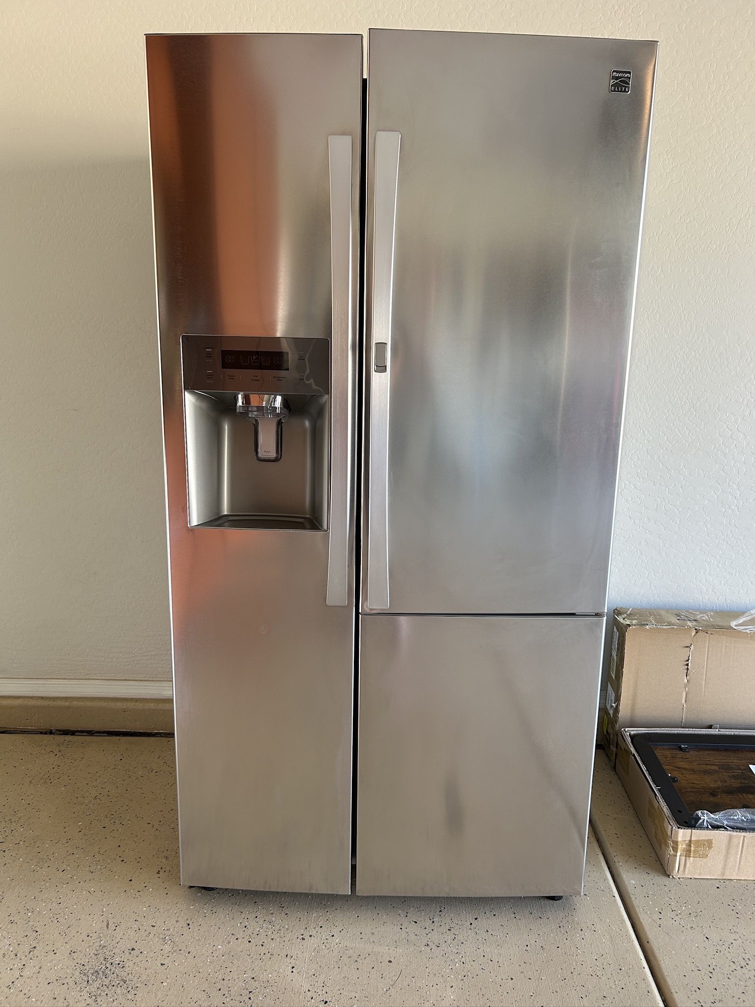 Kenmore Refrigerator - Counter Depth 