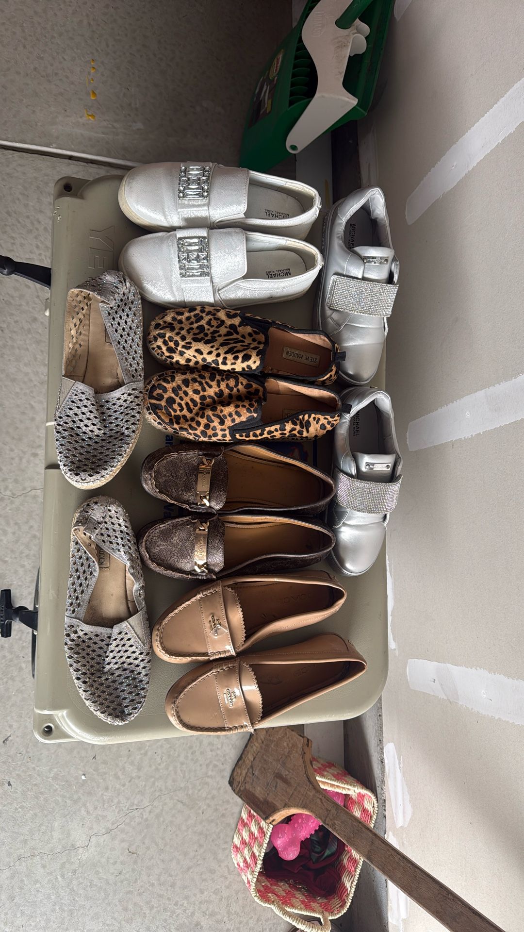 Women’s shoes size 7