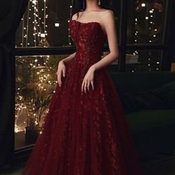 Burgundy Tulle Long Lace Formal/Prom Evening Dress