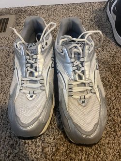 Men’s Size 11 Mettalic Silver & Gray New Balance 725v1