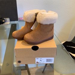 Toddler Size 6 - UGG Jorie II