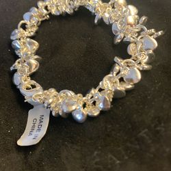 Brand New Things Remembered Heart Bracelet !